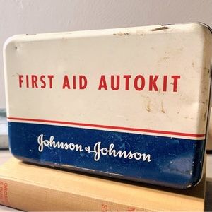 Vintage Johnson & Johnson First Aid Auto Kit